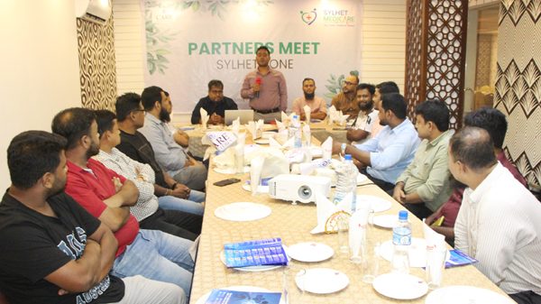 রোগীদের উন্নত চিকিৎসা সেবার লক্ষ্যে সিলেট মেডিকেয়ার ও কেয়ার হসপিটালস এর মতবিনিময়