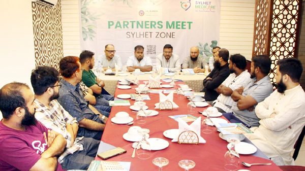 রোগীদের উন্নত চিকিৎসা সেবা দিতে সিলেট মেডিকেয়ার ও রাহেজা হাসপাতালের মতবিনিময়