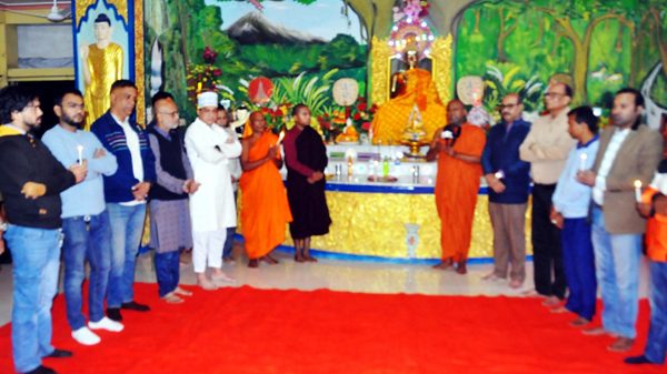 খালেদা জিয়ার রোগ মুক্তি ও সুস্থতা কামনায় সিলেট বৌদ্ধ বিহারে প্রার্থনা অনুষ্ঠিত