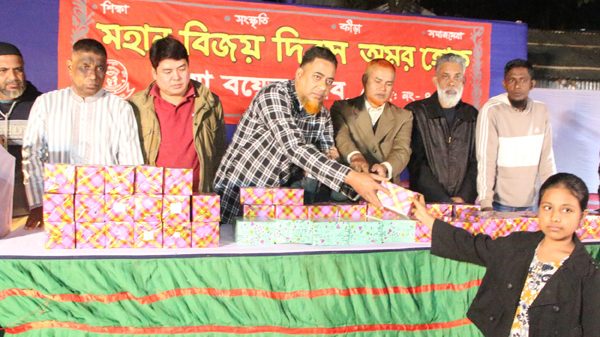 সুরমা বয়েজ ক্লাবের আলোচনা সভা ও পুরস্কার বিতরণ